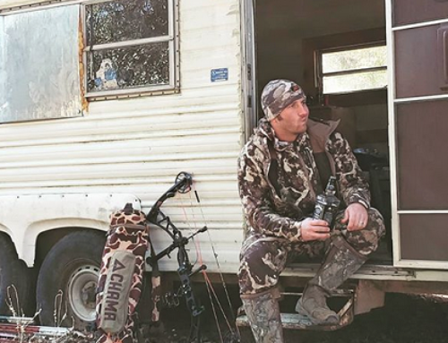 Steven Rinella on Hunters at the Polls, The Dichotomy of State Wildlife Management on Federally Managed Lands, Worst Bite of Wild Game and More, Captain Len Girard Weighs in on Winter Trout, Redfish and Flounder & My Own Personal Deer Lease Hell